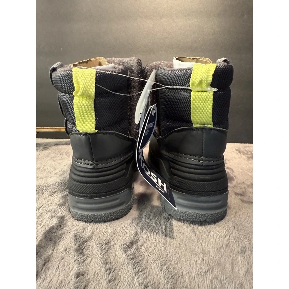 New OshKosh B'gosh Grey Splash Boots‎ Snow Rain Winter Boots Toddler Size 5 New